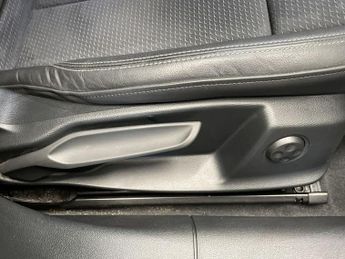 AUDI A4 AVANT 2.0 TFSI 35 S line Estate 5dr Petrol S Tronic Euro 6 (s/s) (150 