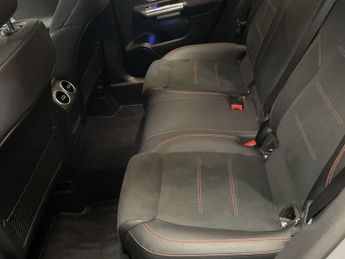 MERCEDES-BENZ GLA 2.0 GLA200d AMG Line (Premium) SUV 5dr Diesel 8G-DCT Euro 6 (s/s