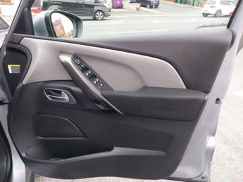 CITROEN C4 SPACETOURER 2.0 BlueHDi Flair MPV 5dr Diesel EAT8 Euro 6 (s/s) (160 ps)