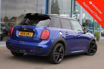 MINI HATCH 2.0 Cooper S Sport Hatchback 5dr Petrol Steptronic Euro 6 (s/s) 