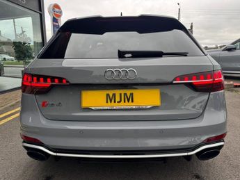 AUDI RS4 AVANT 2.9 TFSI V6 Estate 5dr Petrol Tiptronic quattro Euro 6 (s/s) (45