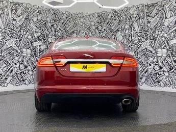 JAGUAR XF 2.2d Premium Luxury Saloon 4dr Diesel Auto Euro 5 (s/s) (200 ps)