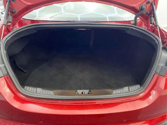 JAGUAR XF 2.2d Premium Luxury Saloon 4dr Diesel Auto Euro 5 (s/s) (200 ps)