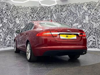 JAGUAR XF 2.2d Premium Luxury Saloon 4dr Diesel Auto Euro 5 (s/s) (200 ps)
