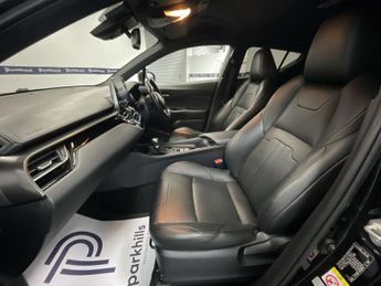 TOYOTA C-HR 1.8 VVT-h Icon SUV 5dr Petrol Hybrid CVT Euro 6 (s/s) (122 ps) -