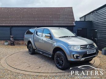Mitsubishi L200 2.5 DI-D Barbarian Black Pickup Double Cab 4dr Diesel Manual 4WD