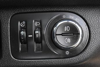 VAUXHALL MERIVA 1.4i Turbo SE MPV 5dr Petrol Auto Euro 6 (120 ps)