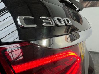 MERCEDES-BENZ C-CLASS 2.0 C300 AMG Line (Premium Plus) Estate 5dr Petrol G-Tronic+ Eur