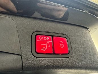 MERCEDES-BENZ C-CLASS 2.0 C300 AMG Line (Premium Plus) Estate 5dr Petrol G-Tronic+ Eur