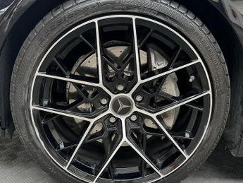 MERCEDES-BENZ C-CLASS 2.0 C300 AMG Line (Premium Plus) Estate 5dr Petrol G-Tronic+ Eur