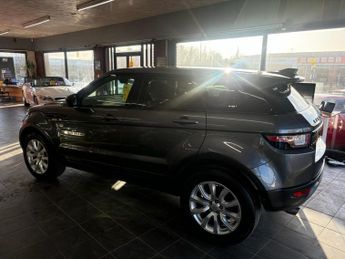 LAND ROVER RANGE ROVER EVOQUE 2.0 TD4 SE Tech SUV 5dr Diesel Auto 4WD Euro 6 (s/s) (180 ps)