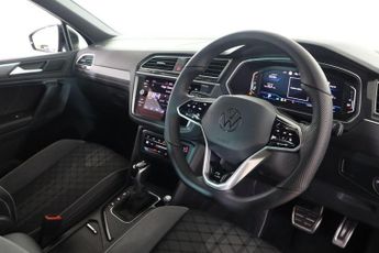 VOLKSWAGEN TIGUAN 1.5 TSI R-Line DSG Euro 6 (s/s) 5dr