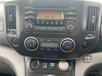 NISSAN e-NV200 40kWh Acenta NO VAT VAN Electric Auto SWB (Quick Charge) (109 ps