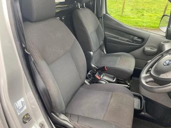 NISSAN e-NV200 40kWh Acenta NO VAT VAN Electric Auto SWB (Quick Charge) (109 ps