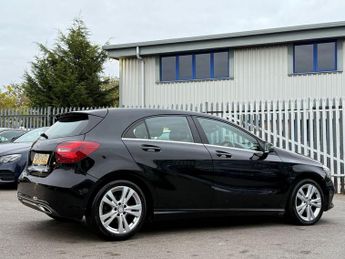 MERCEDES-BENZ A-CLASS 1.5 A180d Sport (Premium) Hatchback 5dr Diesel 7G-DCT Euro 6 (s/