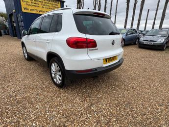 VOLKSWAGEN TIGUAN 2.0 TDI BlueMotion Tech Match SUV 5dr Diesel DSG 4WD Euro 6 (s/s