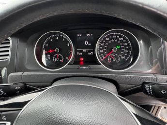 VOLKSWAGEN GOLF 1.5 TSI EVO GPF SE Hatchback 5dr Petrol DSG Euro 6 (s/s) (130 ps