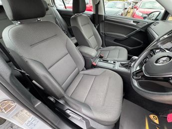 VOLKSWAGEN GOLF 1.5 TSI EVO GPF SE Hatchback 5dr Petrol DSG Euro 6 (s/s) (130 ps