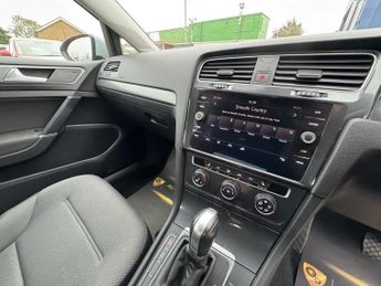 VOLKSWAGEN GOLF 1.5 TSI EVO GPF SE Hatchback 5dr Petrol DSG Euro 6 (s/s) (130 ps
