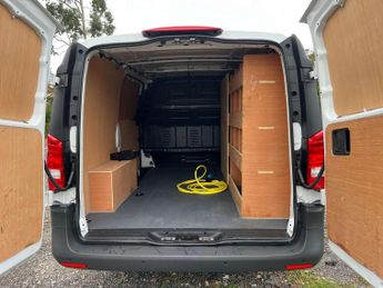 MERCEDES-BENZ VITO eVito 66 Progressive