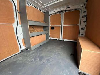 MERCEDES-BENZ VITO eVito 66 Progressive