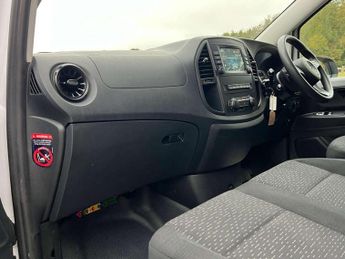 MERCEDES-BENZ VITO eVito 66 Progressive