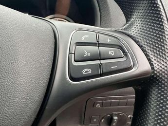 MERCEDES-BENZ VITO eVito 66 Progressive