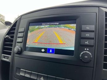 MERCEDES-BENZ VITO eVito 66 Progressive