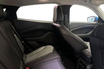 FORD MUSTANG MACH-E Extended Range 91kWh SUV 5dr Electric Automatic (294 ps) Adaptiv