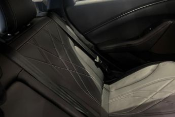 FORD MUSTANG MACH-E Extended Range 91kWh SUV 5dr Electric Automatic (294 ps) Adaptiv
