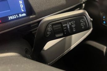 FORD MUSTANG MACH-E Extended Range 91kWh SUV 5dr Electric Automatic (294 ps) Adaptiv