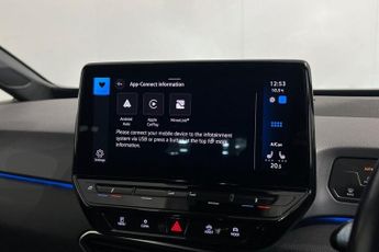 VOLKSWAGEN ID.3 Pro Performance 58kWh Life Hatchback 5dr Electric Auto (204 ps)