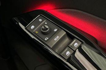 VOLKSWAGEN ID.3 Pro Performance 58kWh Life Hatchback 5dr Electric Auto (204 ps) 
