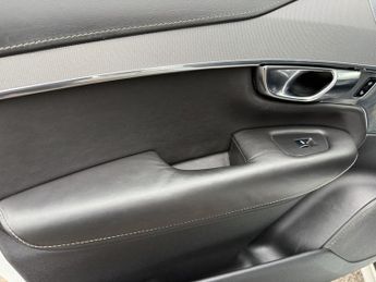 VOLVO XC90 2.0h T8 Twin Engine 9.2kWh Inscription SUV 5dr Petrol Plug-in Hy