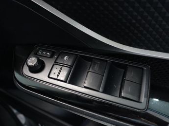 TOYOTA C-HR 1.8 VVT-h GR SPORT SUV 5dr Petrol Hybrid CVT Euro 6 (s/s) (122 p