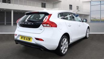 VOLVO V40 1.5 T3 Inscription Hatchback 5dr Petrol Auto Euro 6 (s/s) (152 p