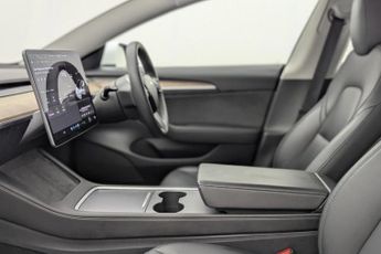 TESLA Model 3 (Dual Motor) Long Range Saloon 4dr Electric Auto 4WDE (346 ps)
