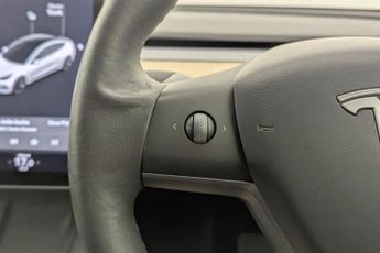 TESLA Model 3 (Dual Motor) Long Range Saloon 4dr Electric Auto 4WDE (346 ps)