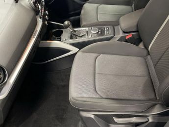 AUDI Q2 1.6 TDI 30 Sport SUV 5dr Diesel S Tronic Euro 6 (s/s) (116 ps)