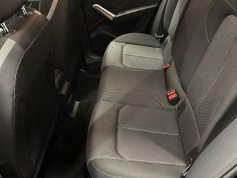 AUDI Q2 1.6 TDI 30 Sport SUV 5dr Diesel S Tronic Euro 6 (s/s) (116 ps)