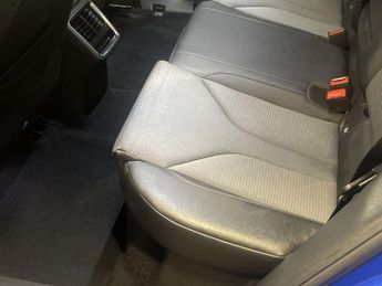 SKODA ENYAQ 62kWh 60 SUV 5dr Electric Auto (DC120kW) (179 ps)