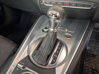 AUDI TT 2.0 TFSI 40 S line Coupe 3dr Petrol S Tronic Euro 6 (s/s) (197 p