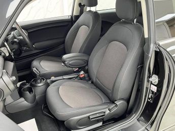 MINI HATCH 1.5 Cooper Classic Hatchback 3dr Petrol Steptronic Euro 6 (s/s) 