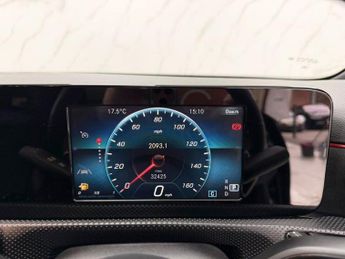 MERCEDES-BENZ A-CLASS 1.3 A200 AMG Line Hatchback 5dr Petrol 7G-DCT Euro 6 (s/s) (163 