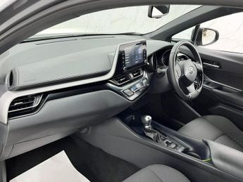 TOYOTA C-HR 1.8 VVT-h GPF Icon SUV 5dr Petrol Hybrid CVT Euro 6 (s/s) (122 p