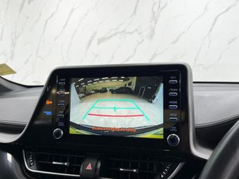 TOYOTA C-HR 1.8 VVT-h GPF Icon SUV 5dr Petrol Hybrid CVT Euro 6 (s/s) (122 p