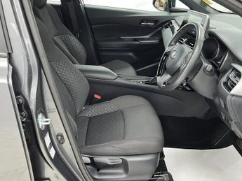 TOYOTA C-HR 1.8 VVT-h GPF Icon SUV 5dr Petrol Hybrid CVT Euro 6 (s/s) (122 p