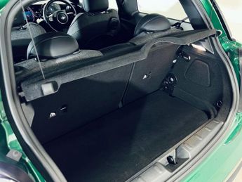 MINI Electric Hatch Cooper SE 32.6kWh Level 2 Hatchback 3dr Electric Auto (184 ps)