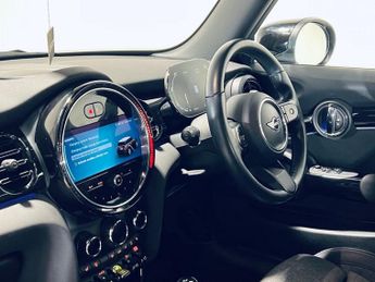 MINI Electric Hatch Cooper SE 32.6kWh Level 2 Hatchback 3dr Electric Auto (184 ps)