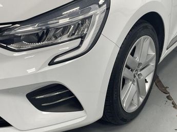 RENAULT CLIO 1.0 TCe Play Hatchback 5dr Petrol Manual Euro 6 (s/s) (100 ps) -